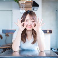 新型コロナも怖くない。感染リスク０の非対面型接客のノンアダルト チャットレディ。