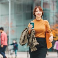副業にも最適。ノンアダルト チャットレディなら身バレなしで高収入。